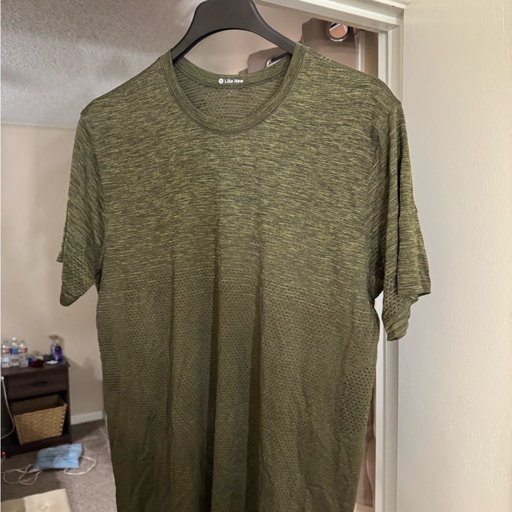 Metal Vent Tech Short-Sleeve Shirt